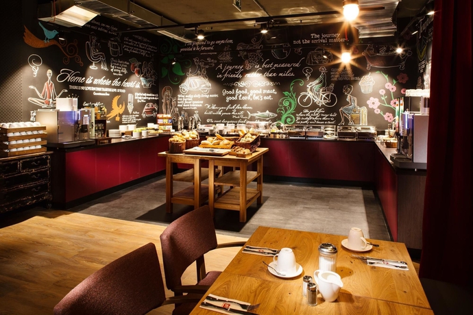 Imagen del bar/restaurante del Hotel Pentahotel Wiesbaden. Foto 4