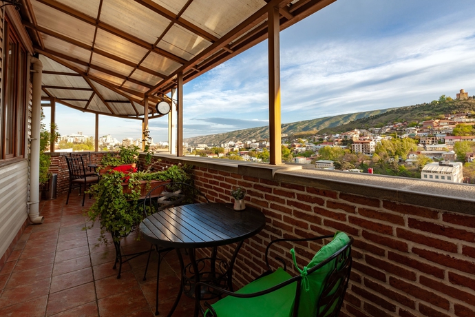 Imagen del bar/restaurante del Hotel Penthouse. Foto 4