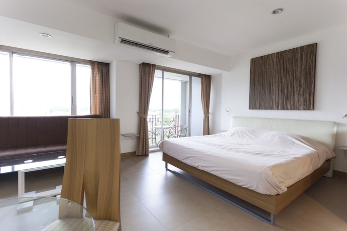 Imagen de la habitación del Hotel Penthouse Galare Thong Tower. Foto 3