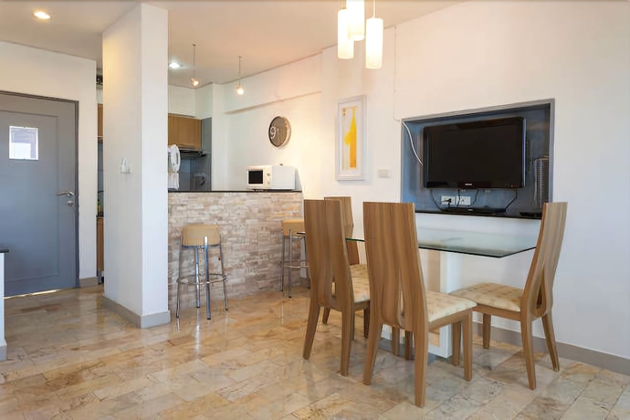 Imagen de la habitación del Hotel Penthouse Galare Thong Tower. Foto 4