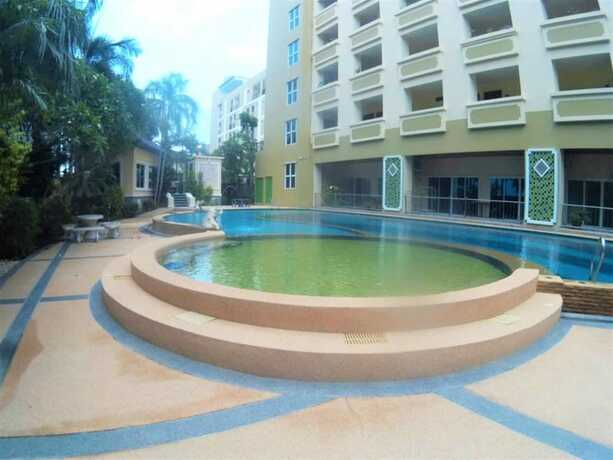 Imagen de la piscina del Hotel Penthouse Studio Apartment The Residence Jomtien. Foto 14