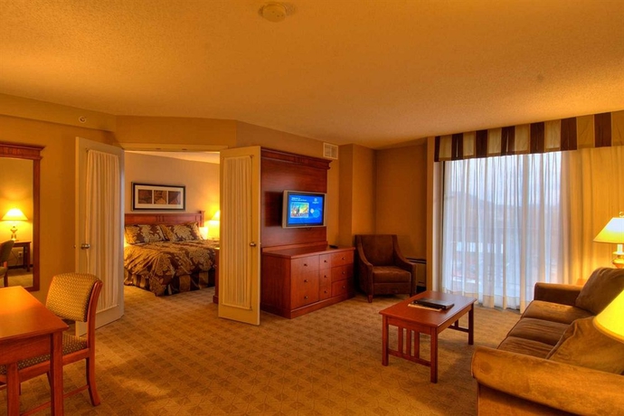 Imagen de los interiores del Hotel Penticton Lakeside Resort and Conference Centre. Foto 7