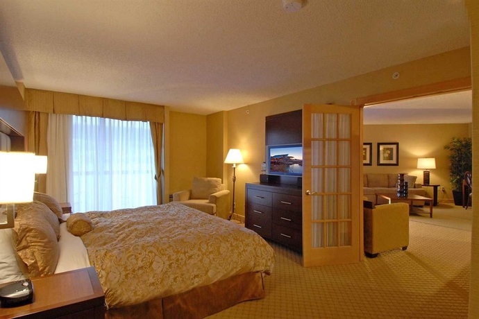 Imagen de la habitación del Hotel Penticton Lakeside Resort and Conference Centre. Foto 2