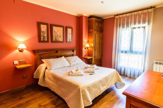 Imagen de la habitación del Hotel Peña Pandos, Aller-Felechosa. Foto 18