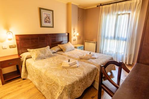 Imagen de la habitación del Hotel Pe&ntilde;a Pandos. Foto 5