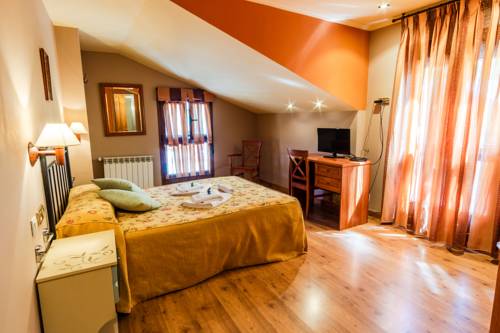 Imagen de la habitación del Hotel Pe&ntilde;a Pandos. Foto 6