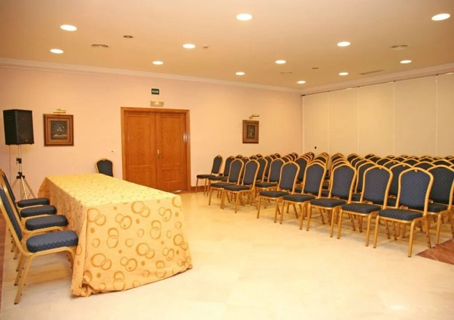 Imagen general del Hotel Peña de Arcos. Foto 6