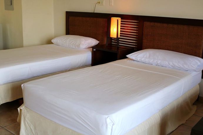 Imagen de la habitación del Hotel Pe&ntilde;on Suites. Foto 3