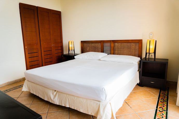 Imagen de la habitación del Hotel Pe&ntilde;on Suites. Foto 12