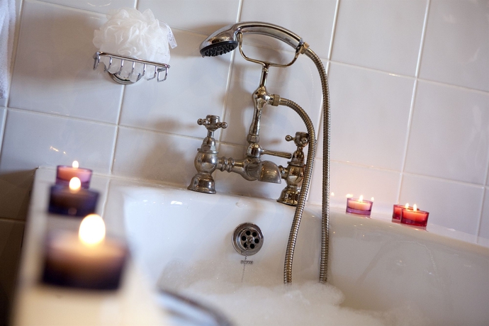 Imagen de la habitación del Hotel Penventon Park. Foto 4