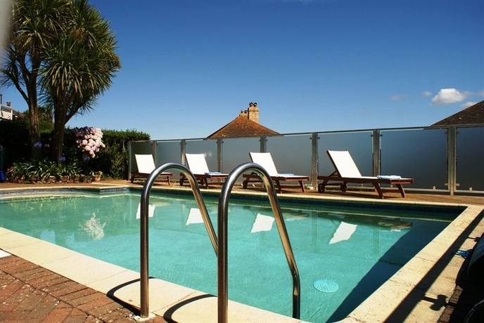 Imagen de la piscina del Hotel Penzance. Foto 11