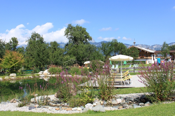Imagen de la piscina del Hotel Penzinghof. Foto 14