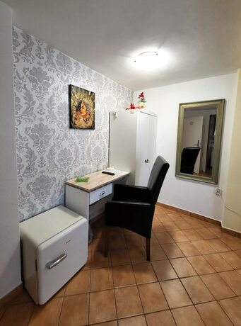 Imagen de la habitación del Hotel Penzi&oacute;n Al Corso. Foto 14