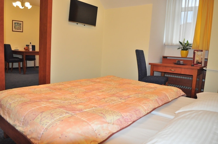 Imagen de la habitación del Hotel Penzi&oacute;n Aqua. Foto 3