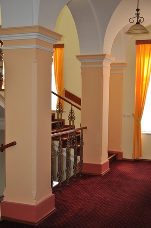 Imagen de los interiores del Hotel Penzi&oacute;n Aqua. Foto 17