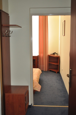 Imagen de la habitación del Hotel Penzi&oacute;n Aqua. Foto 8