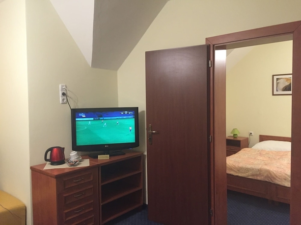 Imagen de la habitación del Hotel Penzi&oacute;n Aqua. Foto 11