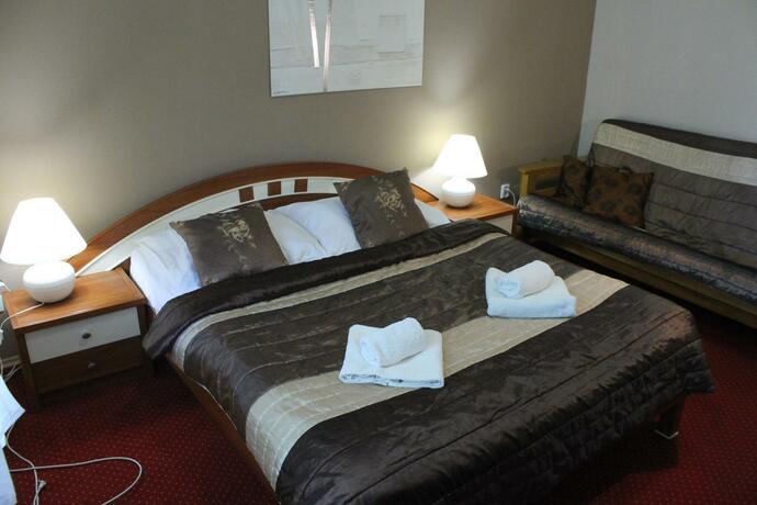 Imagen general del Hotel Penzi&oacute;n Hellene. Foto 2