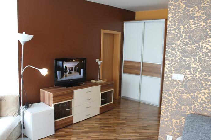 Imagen general del Hotel Penzi&oacute;n Hellene. Foto 7