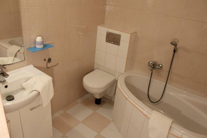 Imagen general del Hotel Penzi&oacute;n Hellene. Foto 10