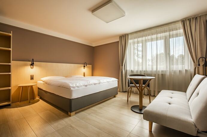 Imagen general del Hotel Penzi&oacute;n Jesensk&yacute;. Foto 7