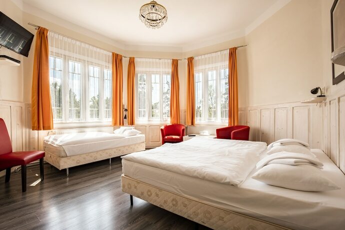 Imagen general del Hotel Penzi&oacute;n Jesensk&yacute;. Foto 17