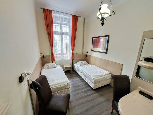 Imagen general del Hotel Penzi&oacute;n Jesensk&yacute;. Foto 19