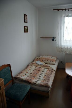 Imagen general del Hotel Penzi&oacute;n Koruna. Foto 5