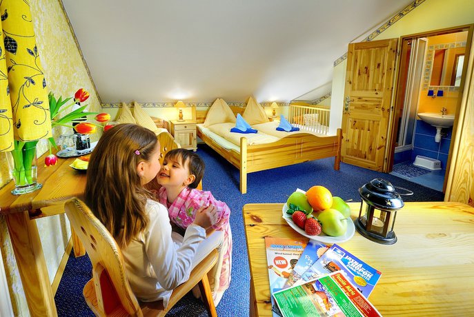 Imagen de la habitación del Hotel Penzi&oacute;n M&aacute;ria. Foto 11