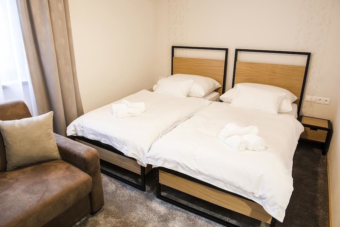 Imagen de la habitación del Hotel Penzi&oacute;n Meridiana Bojnice. Foto 11