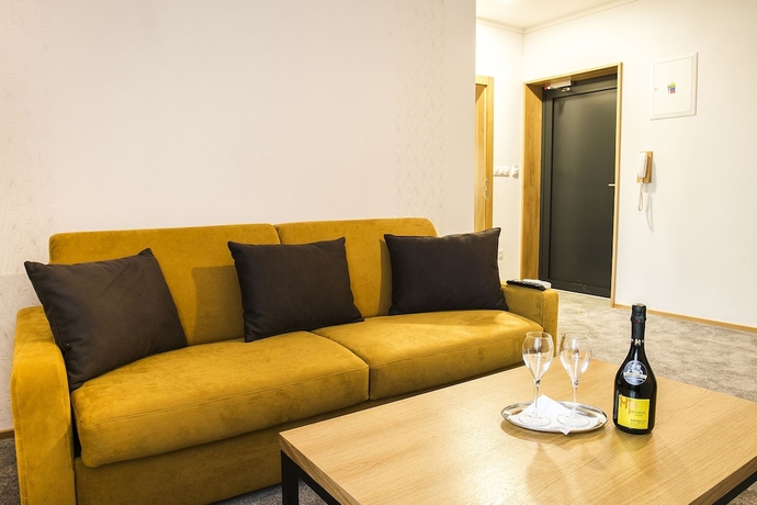 Imagen de la habitación del Hotel Penzi&oacute;n Meridiana Bojnice. Foto 15