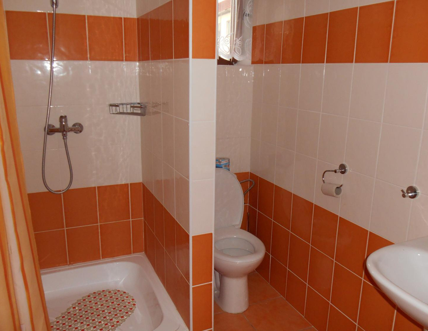 Imagen general del Hotel Penzi&oacute;n Pars. Foto 6