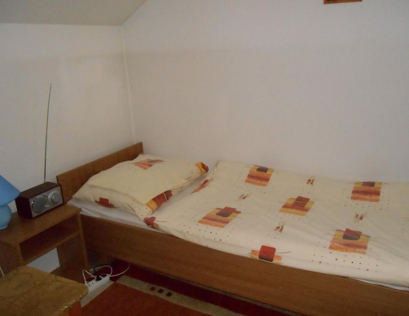 Imagen general del Hotel Penzi&oacute;n Pars. Foto 15