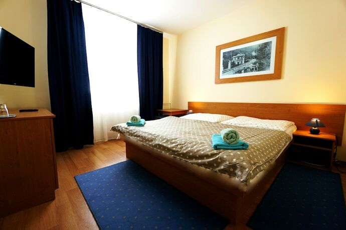 Imagen de la habitación del Hotel Penzi&oacute;n Talisman. Foto 12