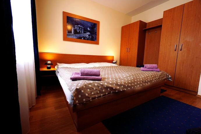 Imagen de la habitación del Hotel Penzi&oacute;n Talisman. Foto 14