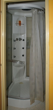 Imagen de la habitación del Hotel Penzi&oacute;n Western. Foto 5