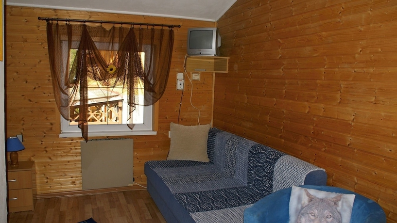 Imagen de la habitación del Hotel Penzi&oacute;n Western. Foto 9