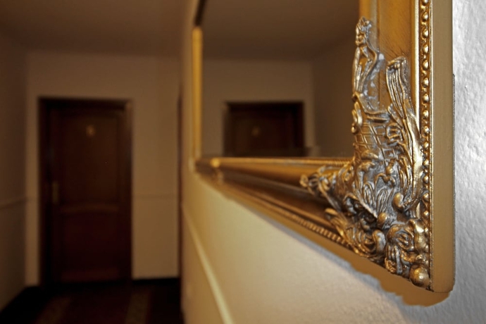 Imagen de la habitación del Hotel Penzi&oacute;n and Wellness Zoborsk&aacute;. Foto 9