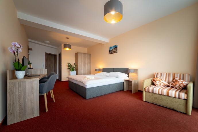 Imagen general del Hotel Penzi&oacute;n Čere&scaron;nov&yacute; Sad. Foto 3