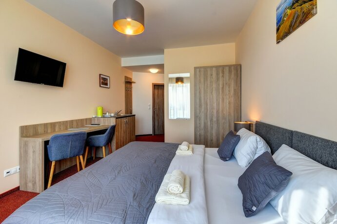 Imagen de la habitación del Hotel Penzi&oacute;n Čere&scaron;nov&yacute; Sad. Foto 15