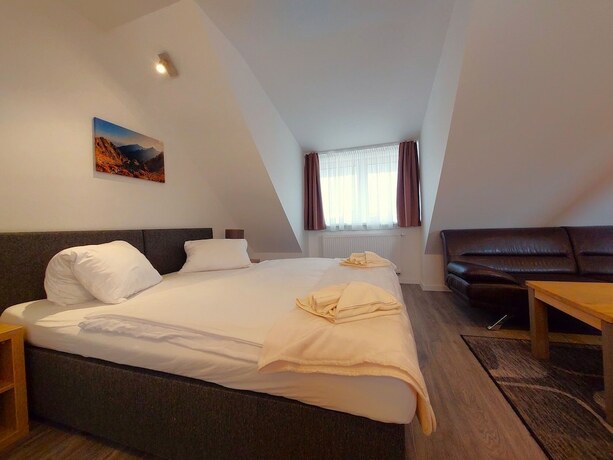 Imagen general del Hotel Penzi&oacute;n Čere&scaron;nov&yacute; Sad. Foto 6