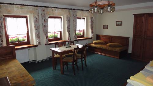 Imagen de la habitación del Hotel Penzion A Apartmány Daro. Foto 9