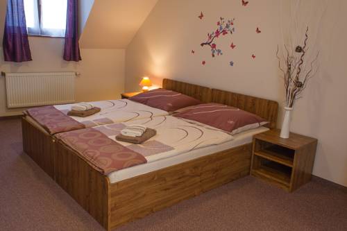 Imagen de la habitación del Hotel Penzion Bily Beranek. Foto 7