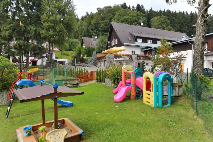 Imagen de los interiores del Hotel Penzion Bobešova Bouda. Foto 15