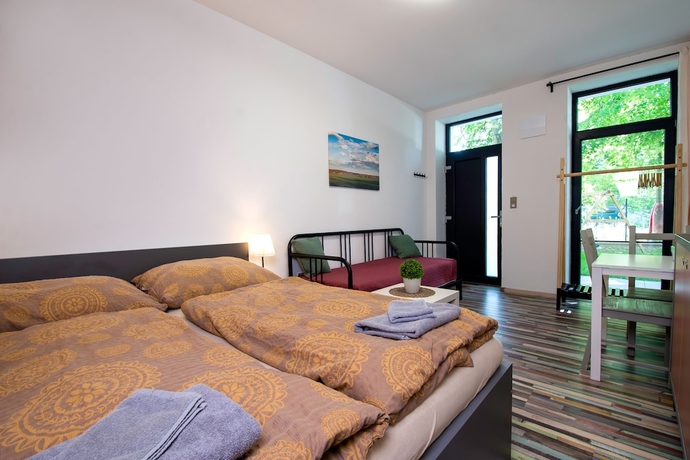Imagen de la habitación del Hotel Penzion D&iacute;lna. Foto 2