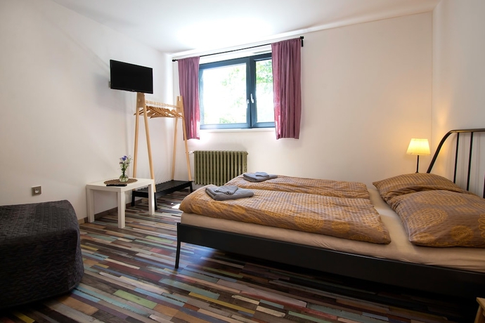 Imagen de la habitación del Hotel Penzion D&iacute;lna. Foto 8