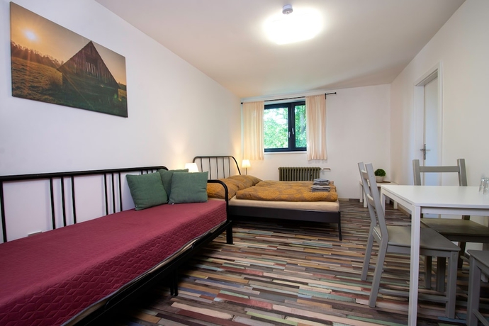 Imagen de la habitación del Hotel Penzion D&iacute;lna. Foto 9