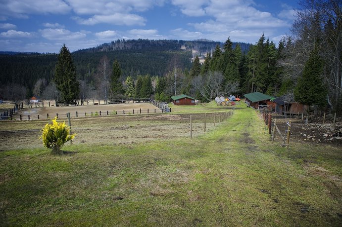 Imagen de los exteriores del Hotel Penzion Farma U Mauritzů. Foto 20