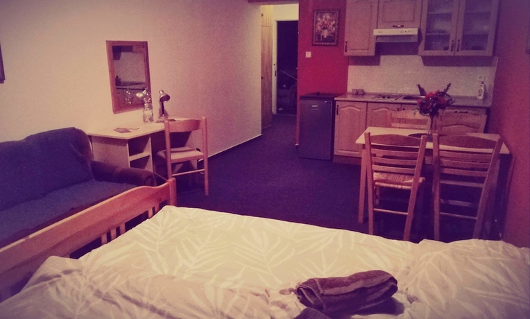 Imagen de la habitación del Hotel Penzion Lara. Foto 3