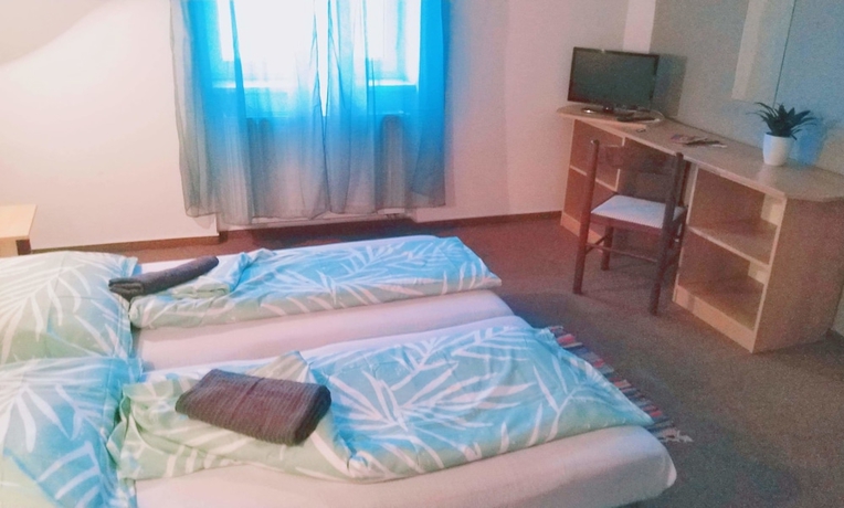 Imagen de la habitación del Hotel Penzion Lara. Foto 15